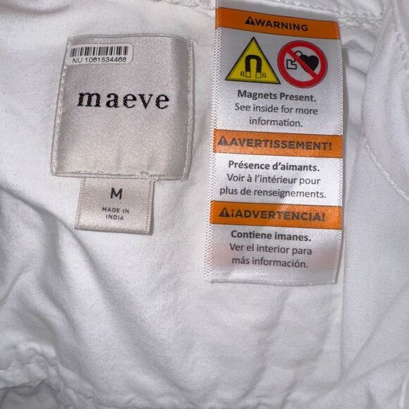 Maeve Adaptive Magnetic Button-Up Shirt in White | M | accessible - Picture 9 of 12